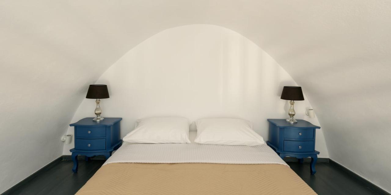 Betty'S Home Santorini Karterados  Exterior photo